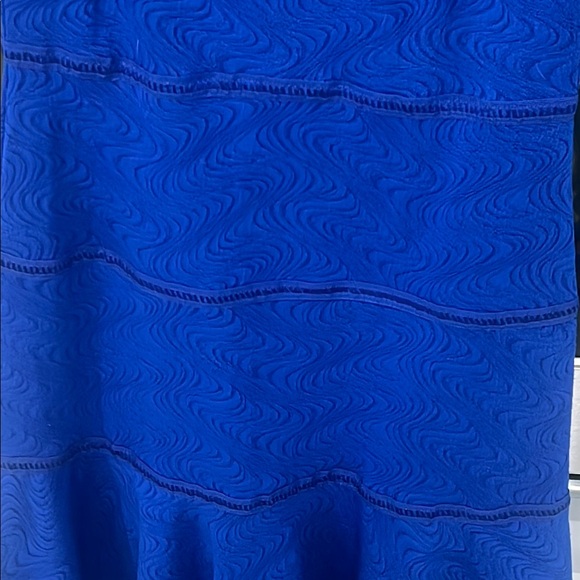 Elegant Blue Kids Dress EUC PIT TO PIT 18 inches LENGTH 37 inches BOX23 - Picture 4 of 8